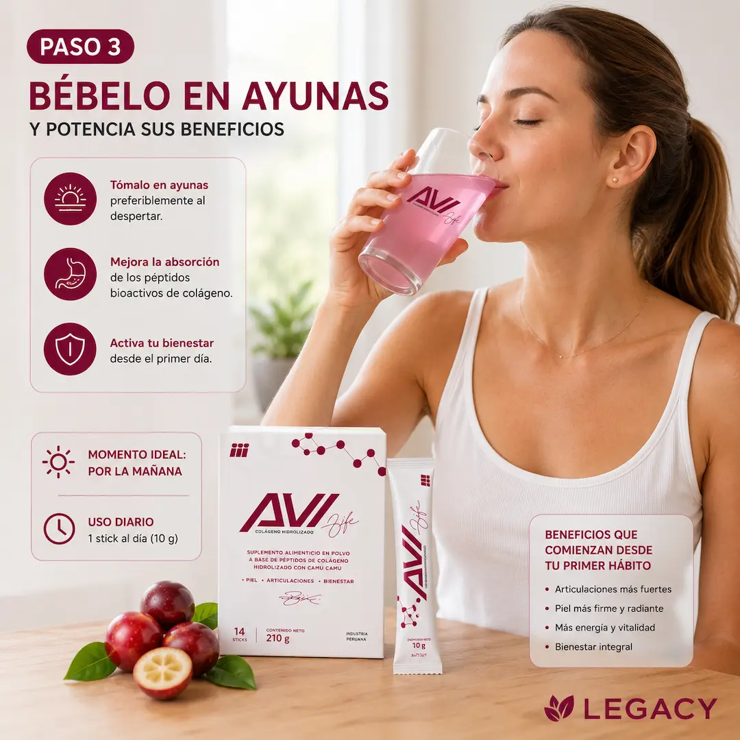 Persona tomando colágeno hidrolizado AVI en ayunas